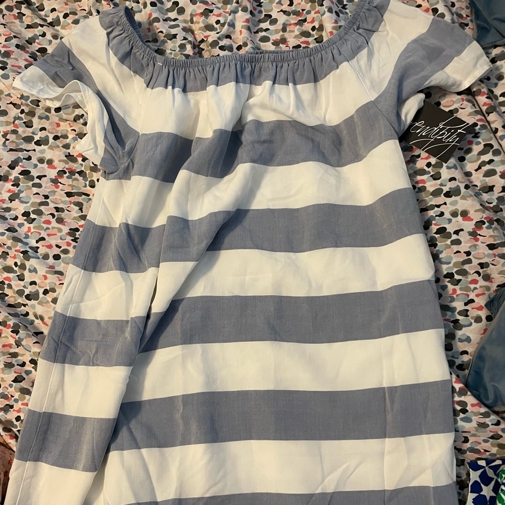 off the shoulder dress!